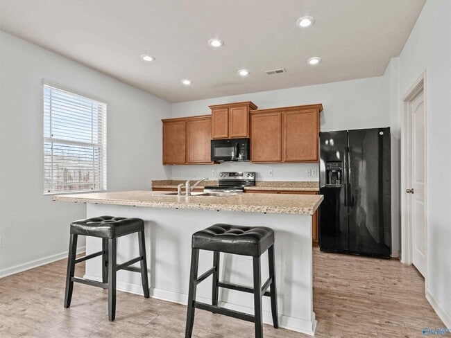 Photo - 30057 Glenrose Way