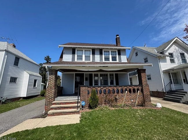 Building Photo - Single Family Home 3 beds 2 bath Available Now!