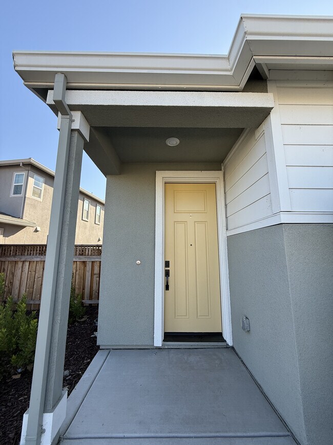 Photo - 2750 Tacoma Dr