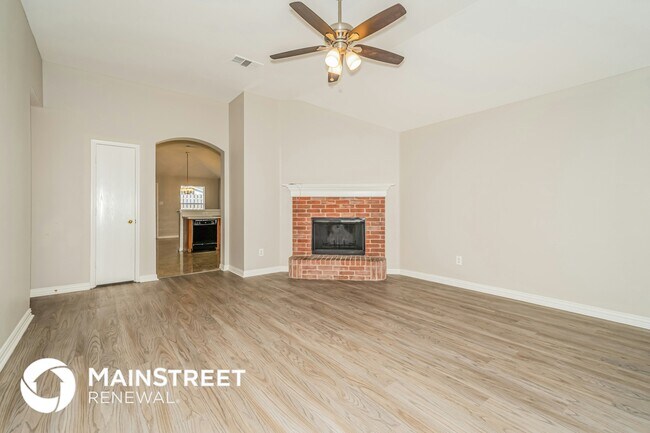 Photo - 8001 Marielle Cir