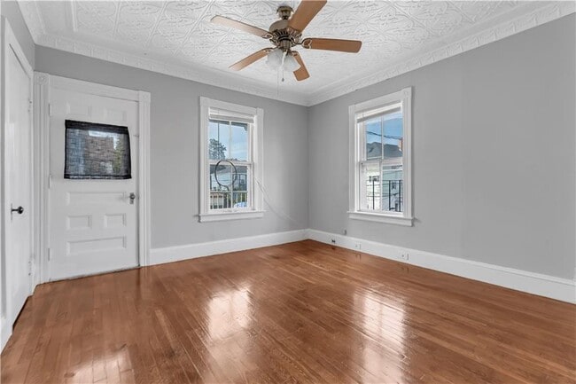 Photo - 244 Paradis Ave Unit 2
