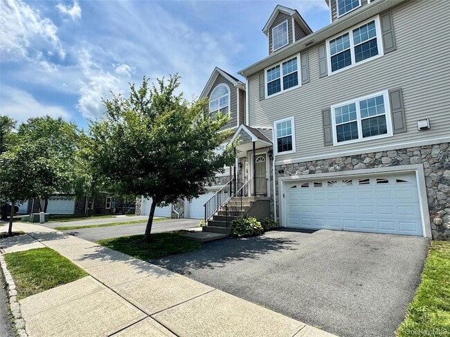 Photo - 8 Seeley Bull St Unit 120