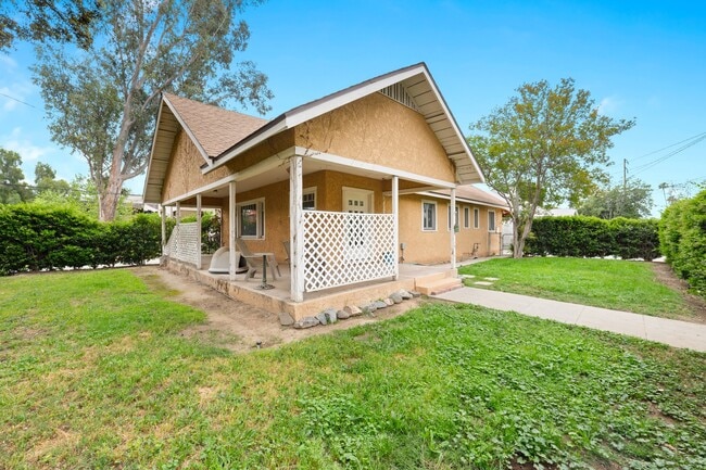 Photo - 4212 Locust St