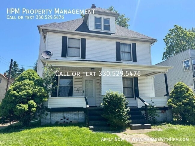 Building Photo - 1538 Woodland Ave NW
