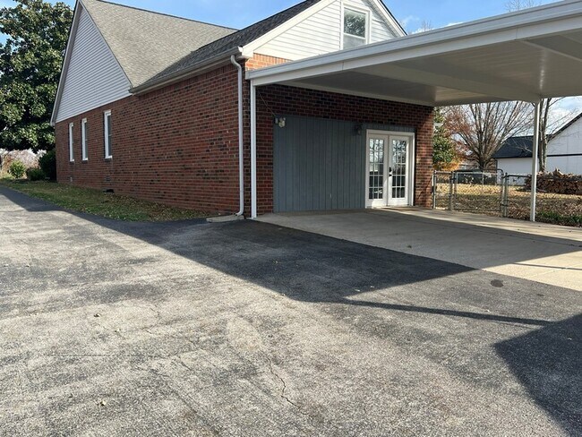 Photo - 2654 Crosspark Dr