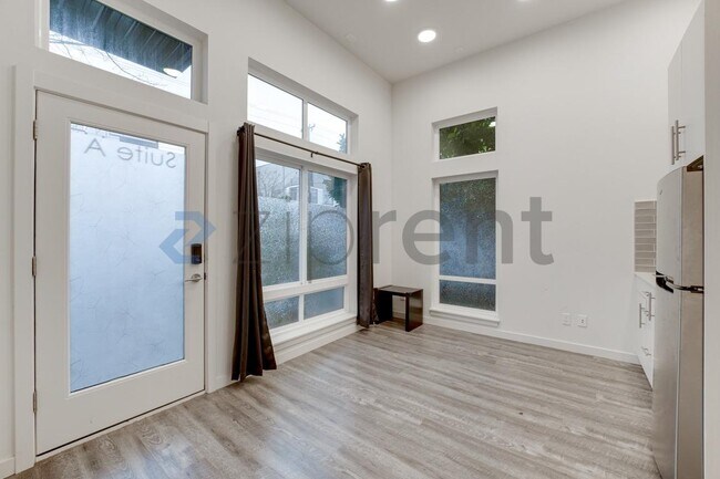 Photo - 6736 15th Ave NW