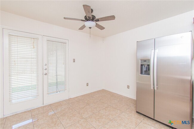 Photo - 2907 Lantana Dr