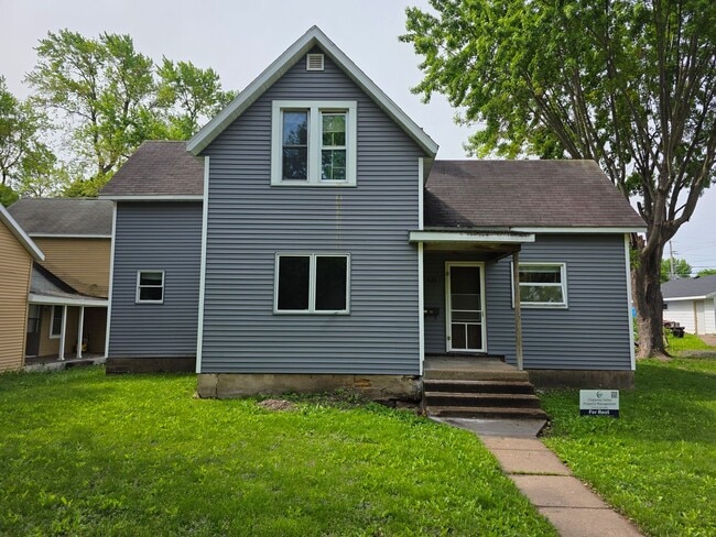 Photo - 633 Hudson St House