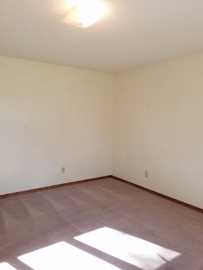 Photo - 405 E Adams St Unidad 405 E. Adams Apt. A