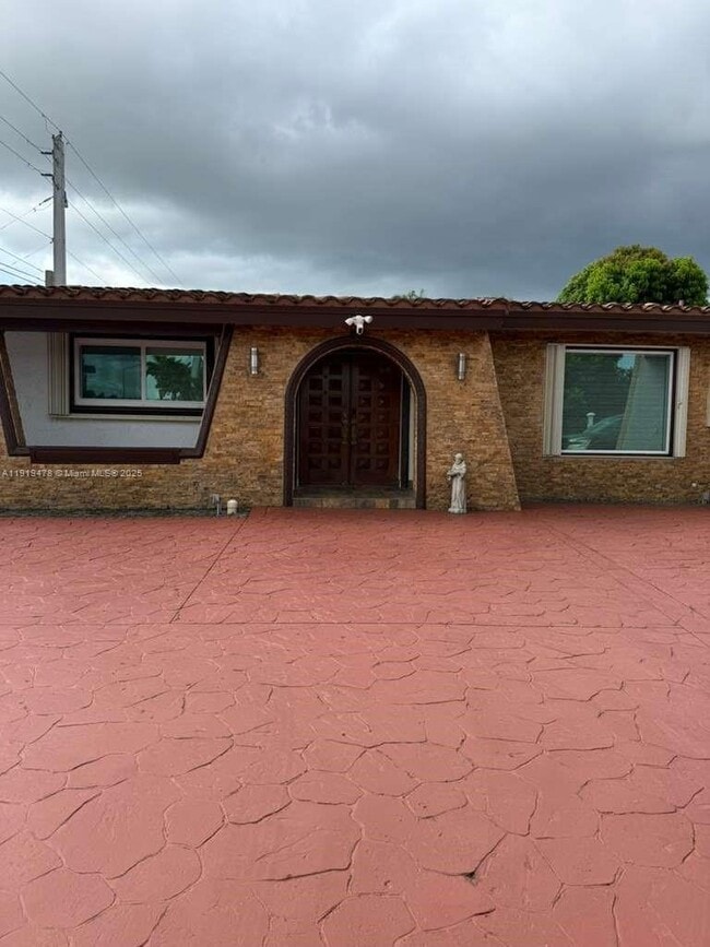 Photo - 8700 SW 19th Terrace