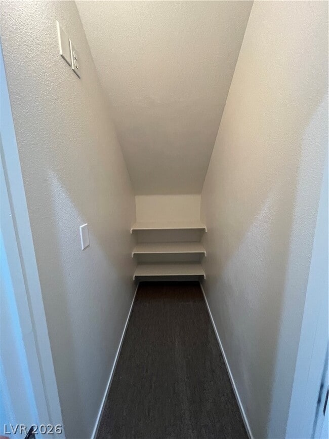 6202 Yankee Spring St