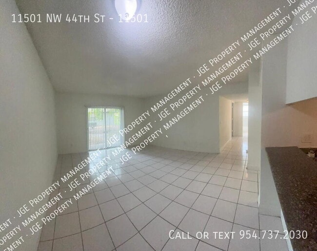 Photo - 11501 NW 44th St Unit 11501