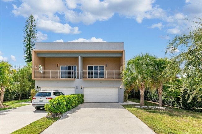 Photo - 1123 NE 23rd Terrace