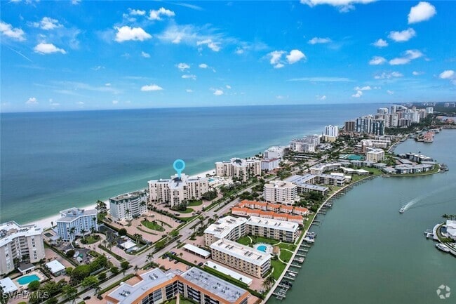 Building Photo - 3115 Gulf Shore Blvd N Unit 412S Rental