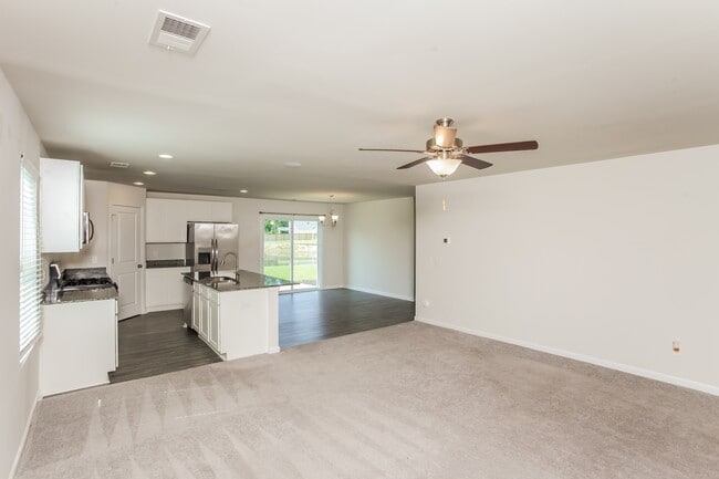 Photo - 2075 Barnhart Dr