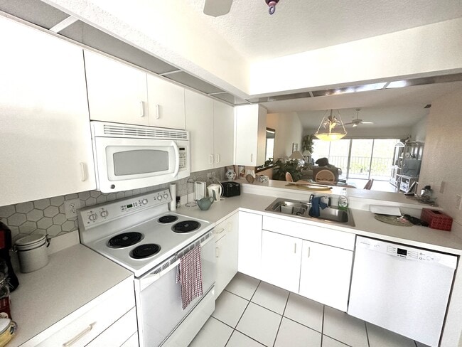 Photo - 204 Silver Lake Dr