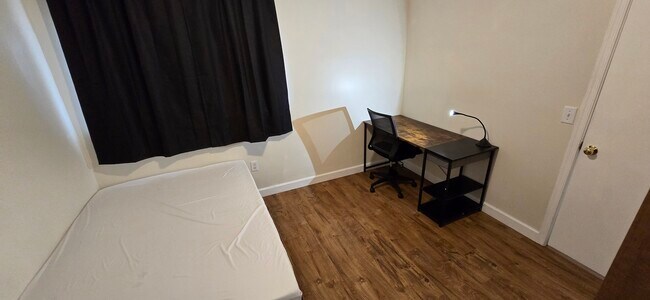 Photo - 303 Smith Level Rd Unit 32