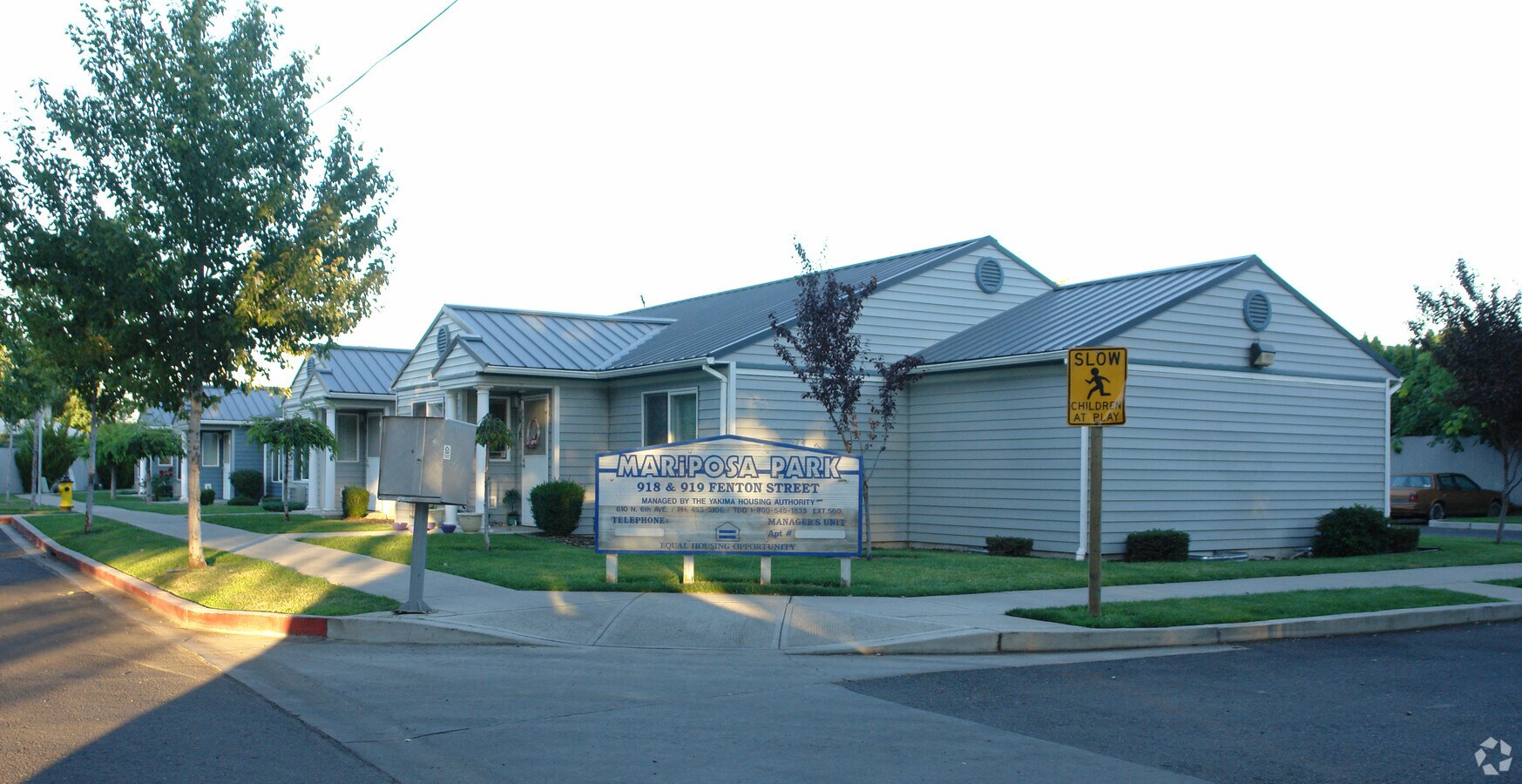 Mariposa Park - Mariposa Park Apartments