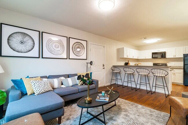 258 Chittenden Ave Unit 201