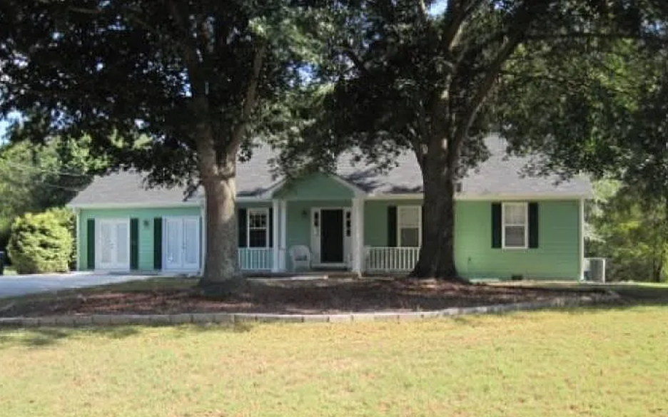 Photo - 402 English Elm Ct