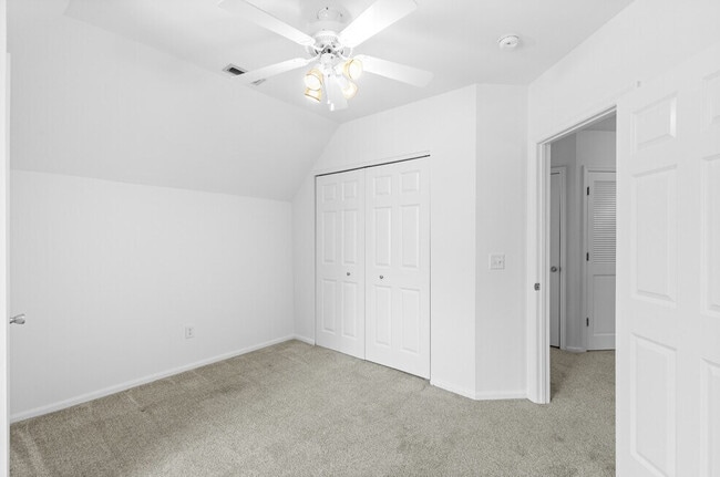 4414 W Pine Blvd