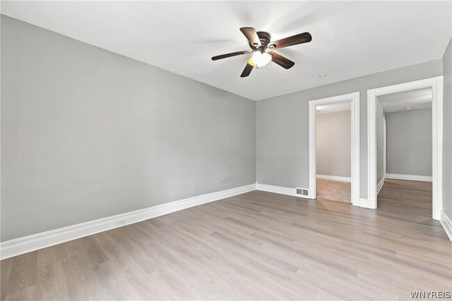Photo - 55 Vernon Pl