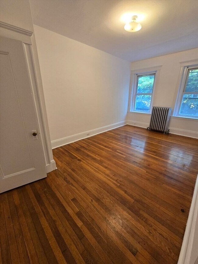 Photo - No Brokers Fee, No Security Deposit, Coolidge Corner Area, Heat, Hot Water Included, Laundry on a...