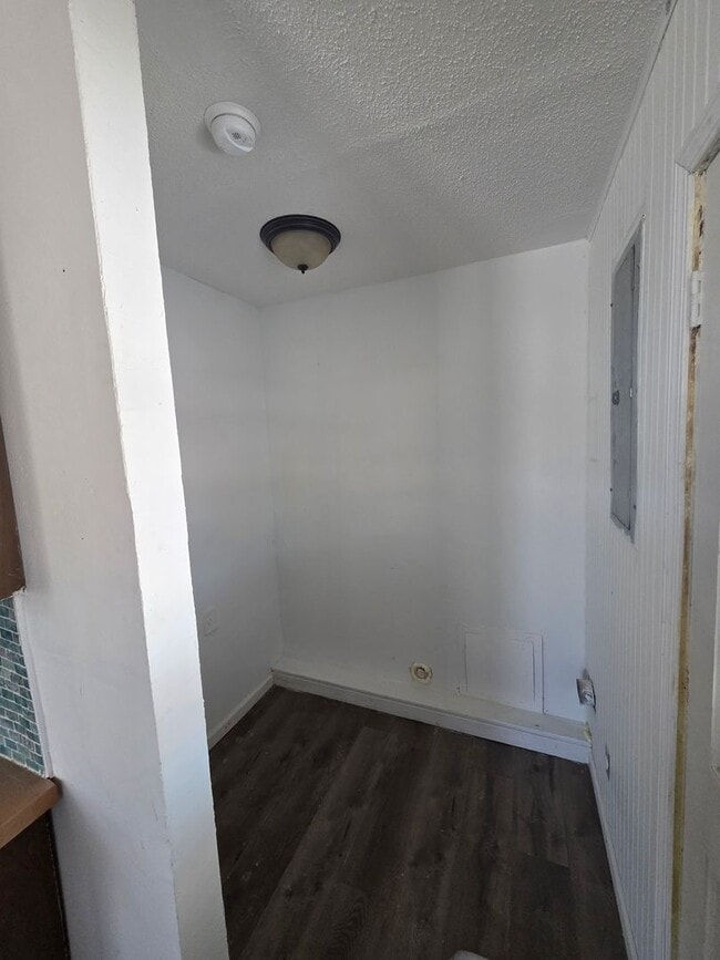 Photo - Nicely Updated 3 BD/1BA