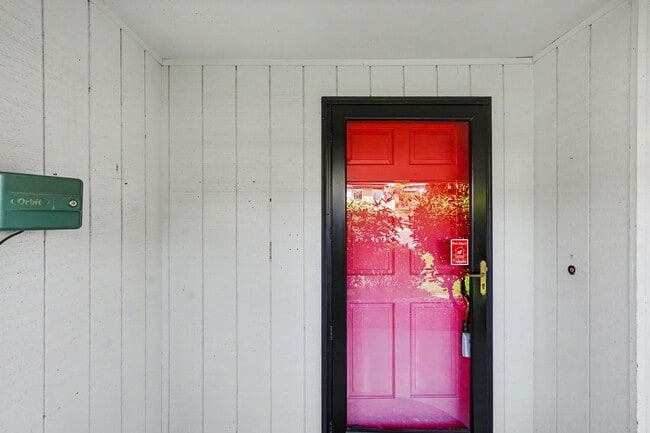 Photo - 4 bed, 2 bath single-level home in quiet West Salem neighborhood!