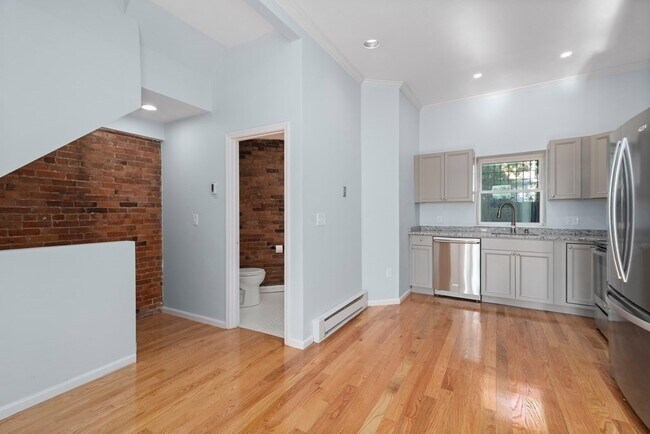 Photo - 2 Woodbine St Unidad 1