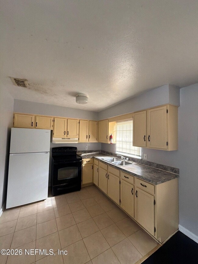 Photo - 3962 Winton Dr