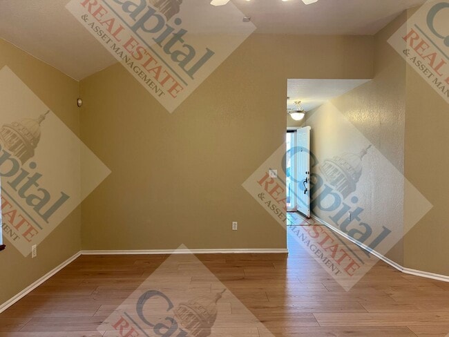 Photo - Home Sweet Home- Move In Special!!!!
