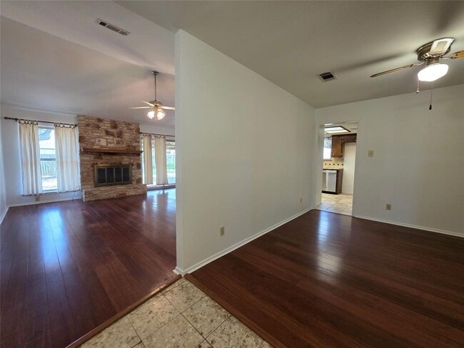 Photo - 10909 Hillside Oak Ln
