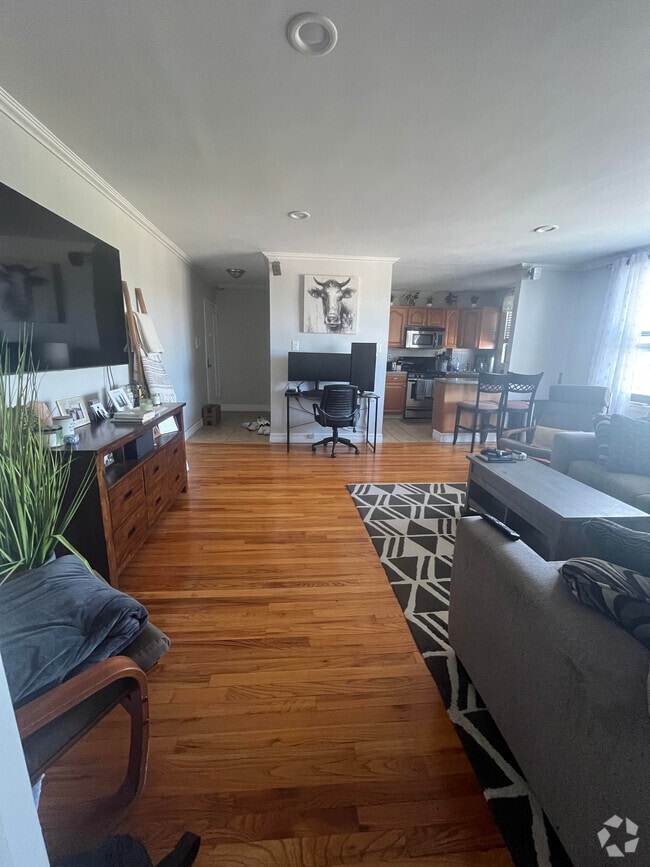 Building Photo - 1 Jefferson Ave Unit E10 Rental