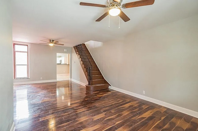 Building Photo - 6424 Carlton St