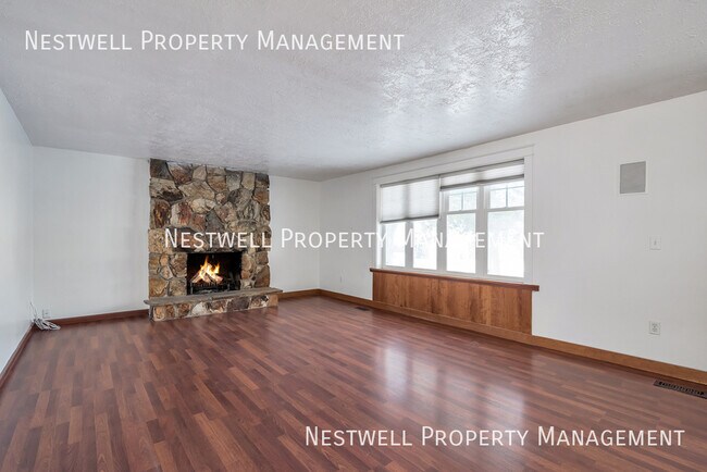 Photo - 3462 Greenhills Dr