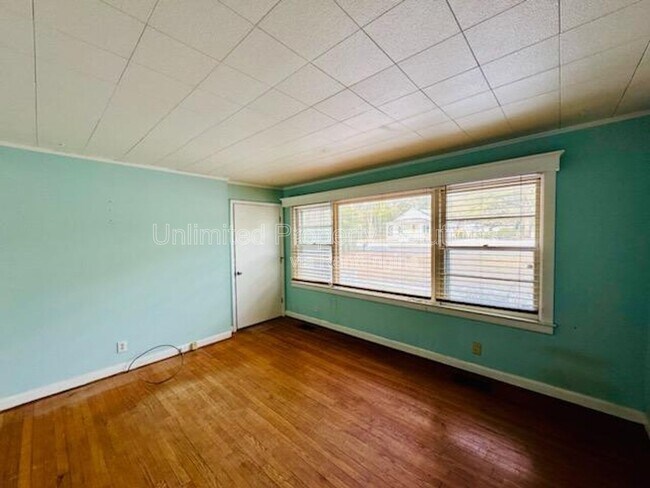 Photo - 145 Dogwood Dr