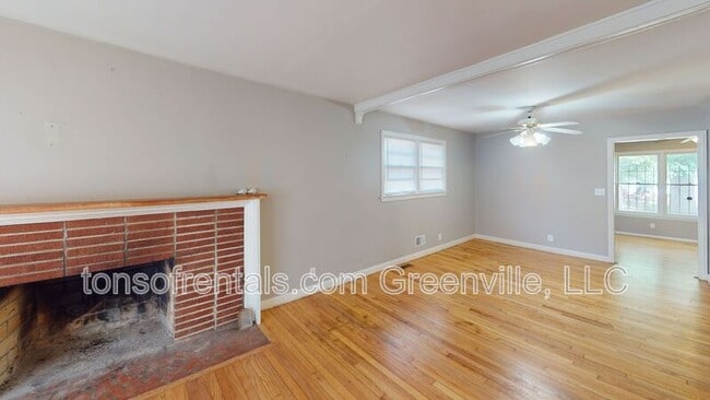 Photo - 23 Gurley Ave