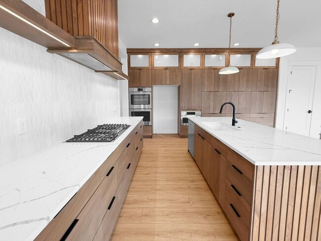 Photo - Pet-Friendly Luxury: New 4BD Construction with 2 Dedicated Offices in Eagle’s Centerra Community