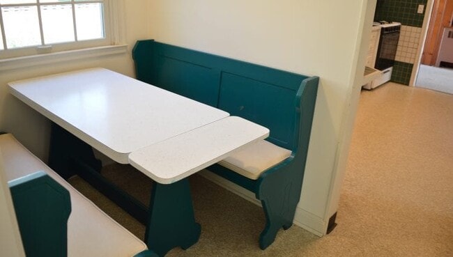 Photo - 201 Warner Dr