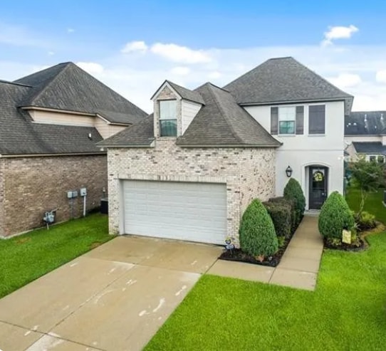 Building Photo - 18145 River Birch Dr