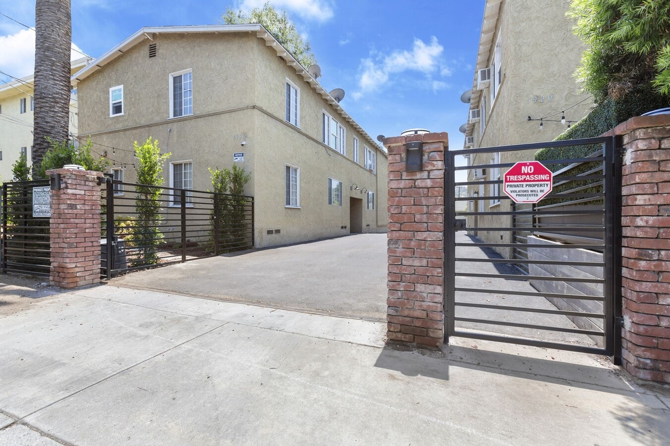 Photo - BEAUTIFUL 2 BED - IN HIGHLAND PARK