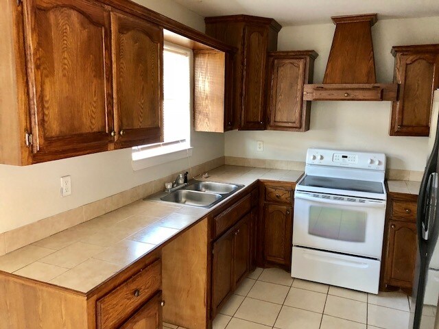 Photo - 718 S O'Hare Dr Apartments Unit B