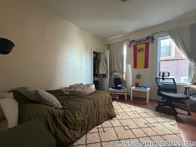 41 Parker Hill Ave Unit 1