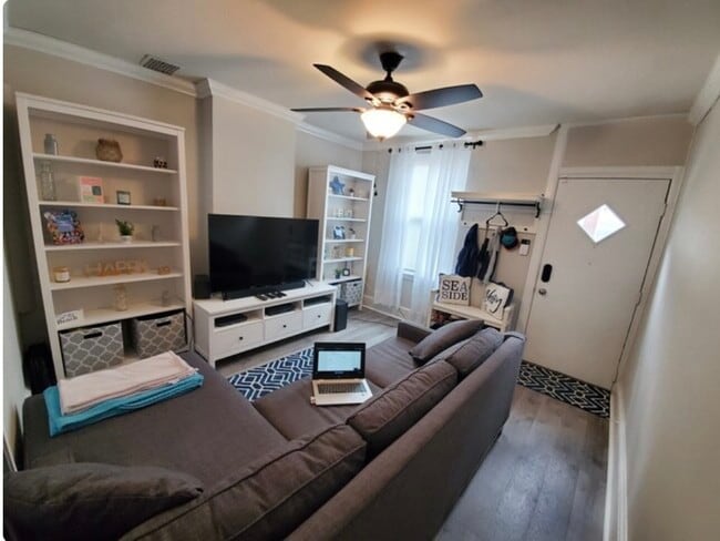 Photo - 114 Davis St