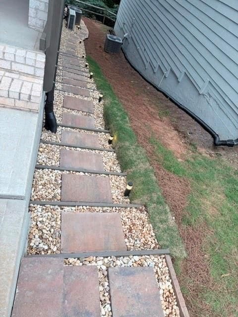 Photo - 2110 Garden Pl