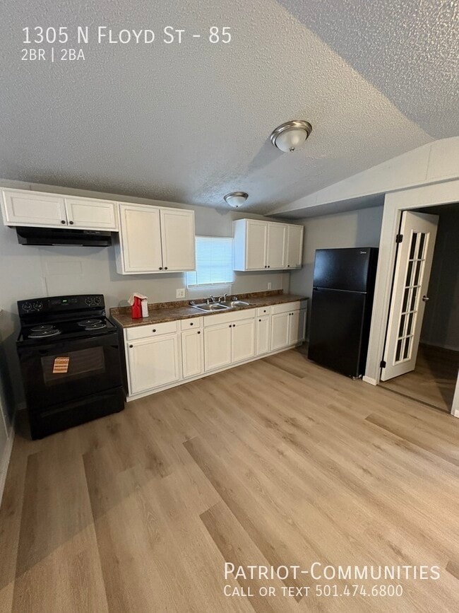 Photo - 1305 N Floyd St