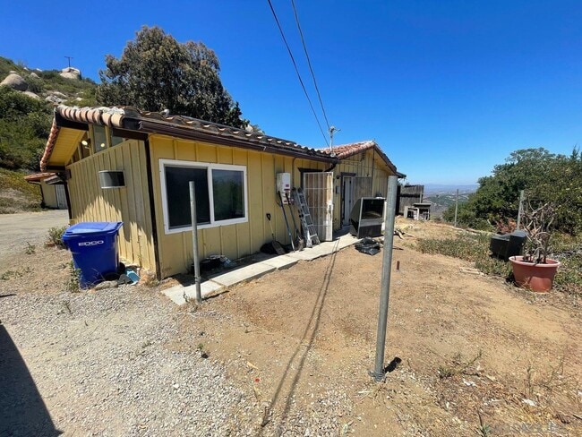 Building Photo - 28865 Gordon Hill Rd Rental