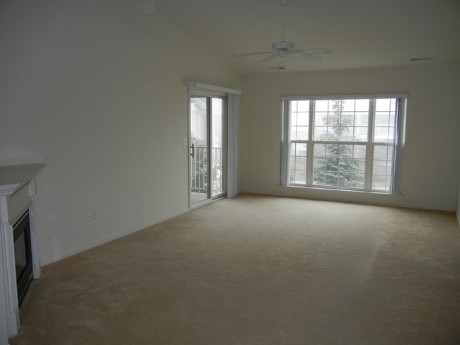 Photo - 16803 Dover Dr Unit 13