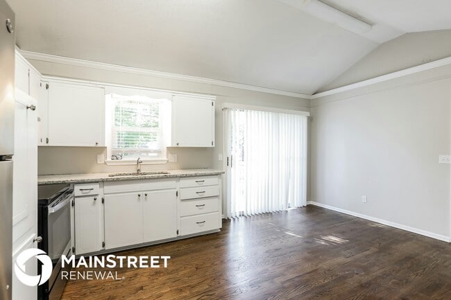Photo - 16109 E 25th St S